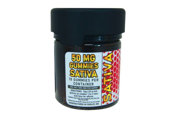 Beezwax-Stawberry-THC-Gummies-02 Beezwax-Stawberry-THC-Gummies-Hybred